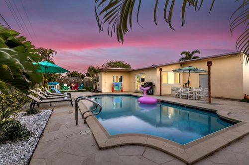 5 Se 11th Ct, Deerfield Beach, FL, 33441-6617 | Card Image