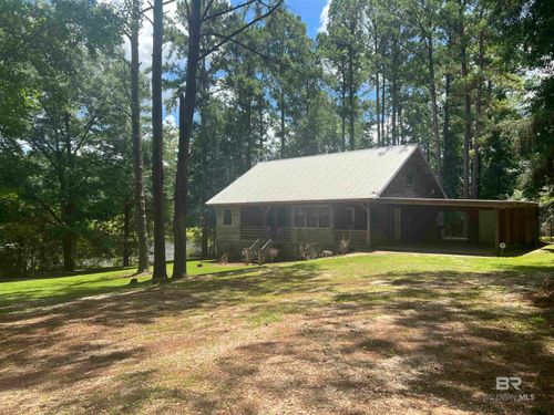 102 Brown Rd, Evergreen, AL, 36401-2221 | Card Image