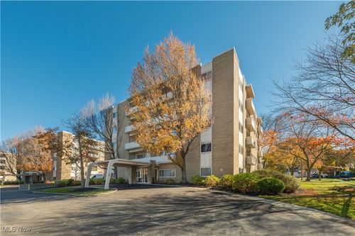 apt-a53-2159 Wooster Rd, Rocky River, OH, 44116-2686 | Card Image