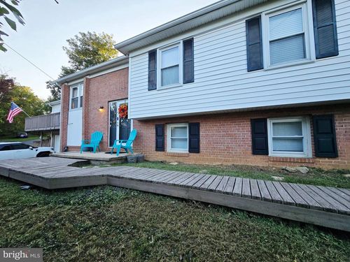 222 Dyer Ave, FRANKLIN, WV, 26807-6571 | Card Image