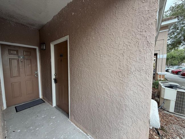 17977 - 17977 Villa Creek Dr, Condo with 1 bedrooms, 1 bathrooms and null parking in Tampa FL | Image 4