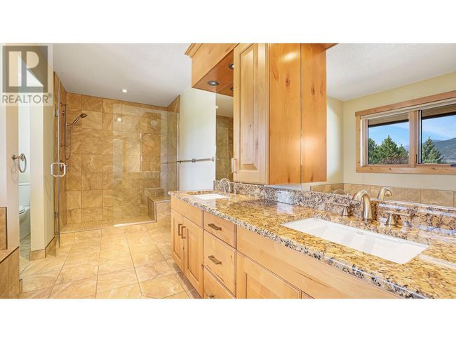 1910 Pineridge Dr, House other with 5 bedrooms, 3 bathrooms and 23 parking in Invermere BC | Image 32
