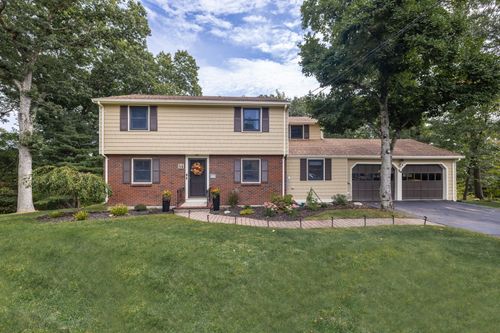 54 Checkerberry Ln, Framingham, MA, 01702-6136 | Card Image