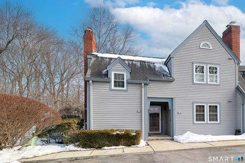 16-16 Paisley Ln, Fairfield, CT, 06825-1158 | Card Image