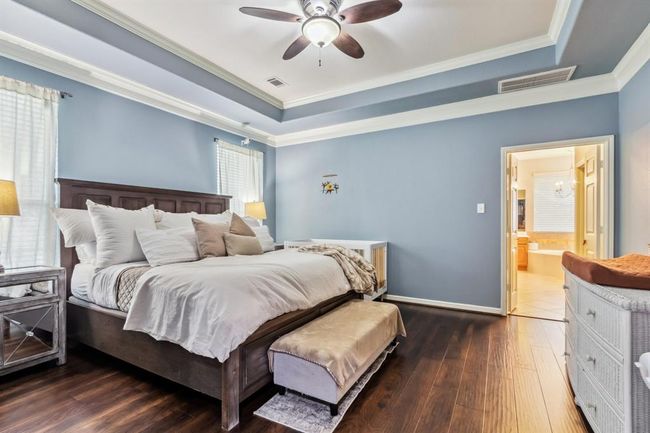 Primary suite with tray ceiling | Image 22