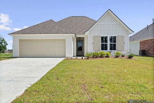 10443 Highpoint Dr, Denham Springs, LA, 70706-4507 | Card Image