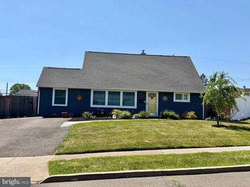 33 Underwood Rd, LEVITTOWN, PA, 19056-2601 | Card Image