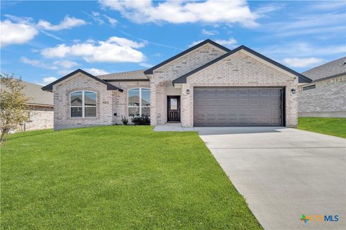 8302 Ridge Crest Dr, Killeen, TX, 76542-6887 | Card Image