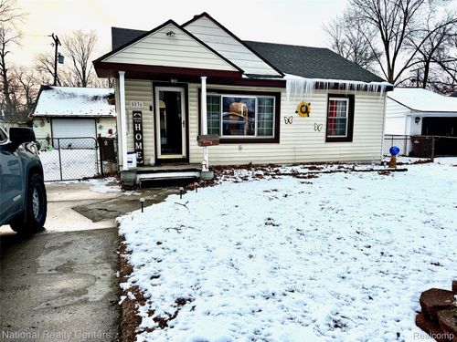 5036 Moore St, Wayne, MI, 48184-2061 | Card Image