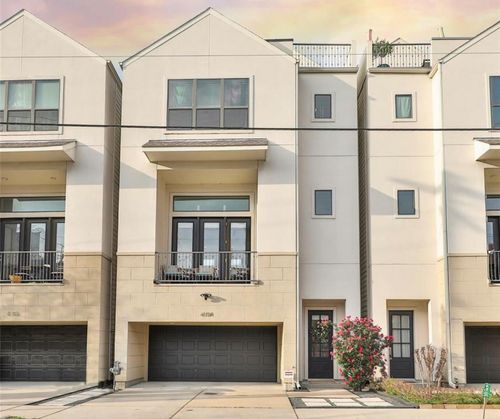 4104 Marina St, Houston, TX, 77007-2315 | Card Image