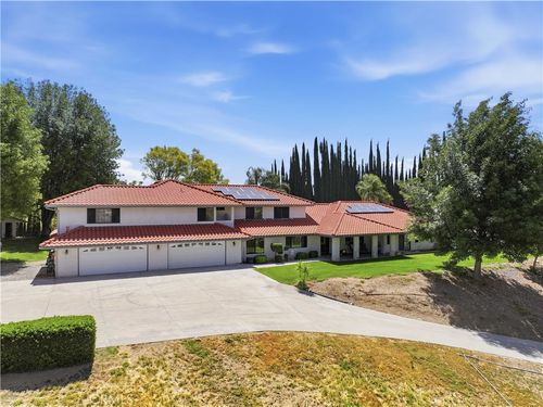 30414 Sloan Canyon Rd, Castaic, CA, 91384-3442 | Card Image