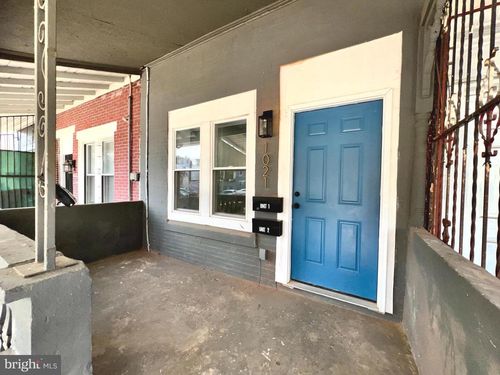 1021 W Glenwood Ave, PHILADELPHIA, PA, 19133-1801 | Card Image