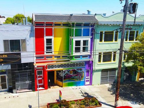 327 Noe Street, San Francisco, CA, 94114 | Card Image