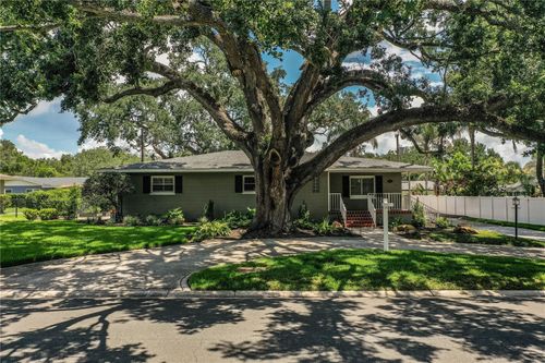 1522 Del Crest Pl, Lakeland, FL, 33803-3317 | Card Image