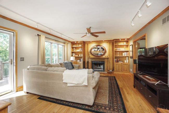 11659 Symmes Valley Dr, House other with 4 bedrooms, 3 bathrooms and null parking in Symmes Twp OH | Image 11