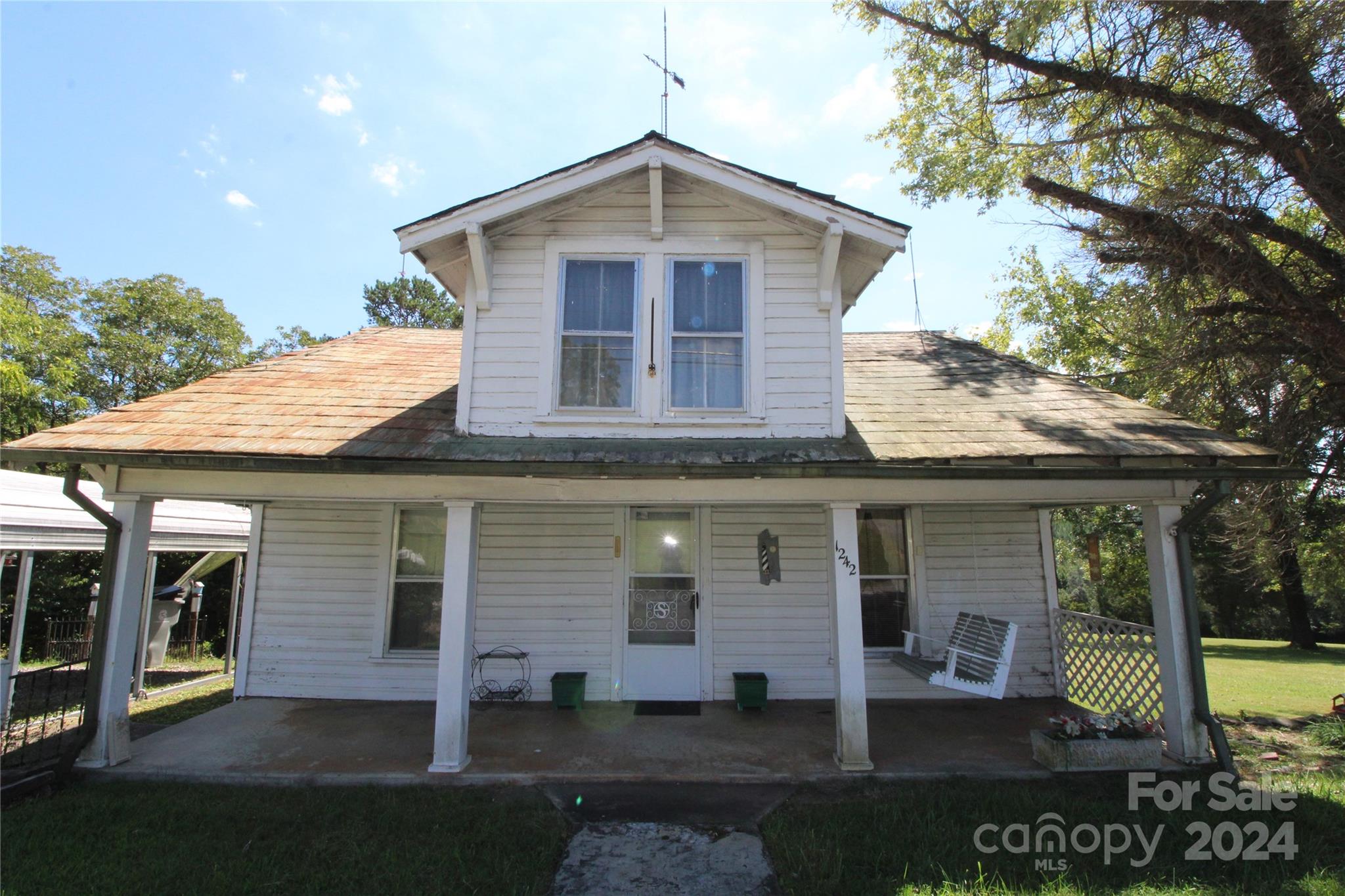 Fairview Dr, Lenoir, NC 28645