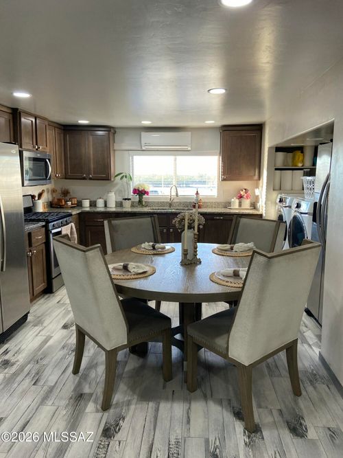 6780 W Santa Paula Street W, Tucson, AZ, 85757 | Card Image