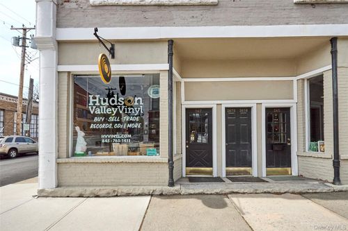 267 Main Street, Beacon, NY, 12508 | Card Image