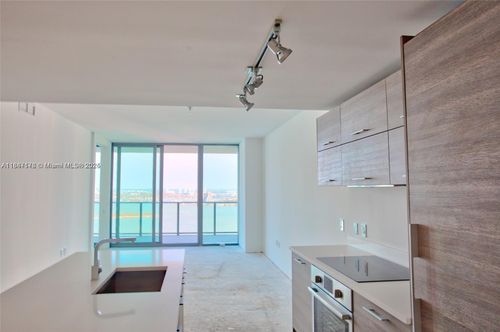 unit-3403-650 Ne 32nd St, Miami, FL, 33137-5261 | Card Image