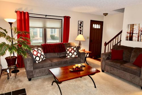 1776 Colhasset Ln, Columbus, OH, 43220-2531 | Card Image