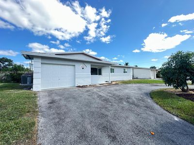 1310 Sw 6th Way, House other with 3 bedrooms, 2 bathrooms and null parking in Deerfield Beach FL | Image 1