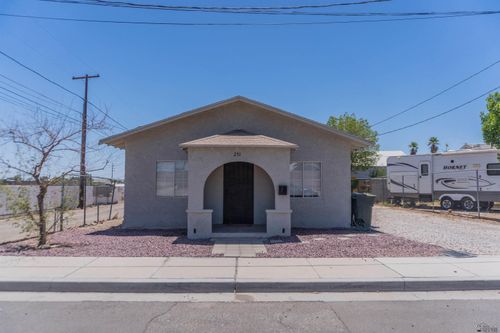 251 W 9th St, Yuma, AZ, 85364-3917 | Card Image