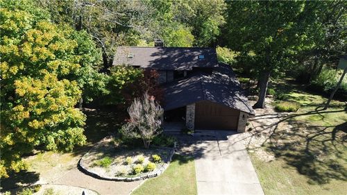 8652 Apple Park, Rogers, AR, 72756-3062 | Card Image
