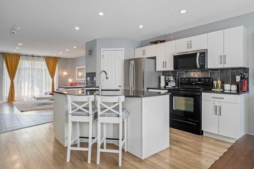 191 Cranford Cres Se, Calgary, AB, T3M0X9 | Card Image