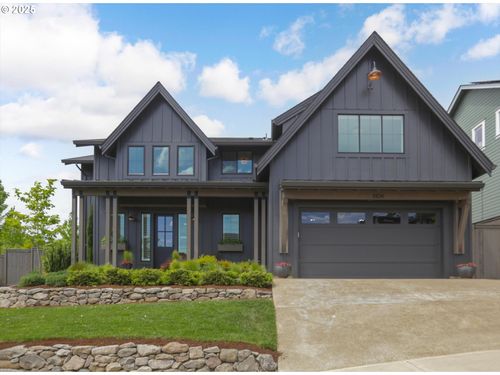 2104 Deerhill Ln, West Linn, OR, 97068-2857 | Card Image