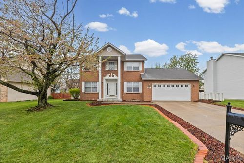5425 Duke Dr, Fairview Heights, IL, 62208-3903 | Card Image