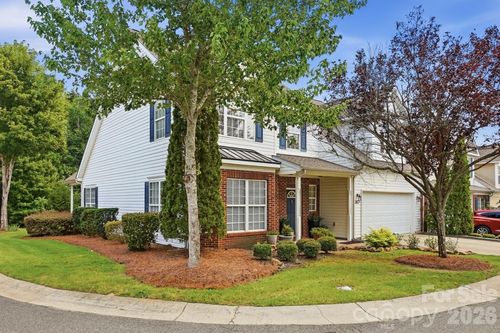 10933 Stone Trail Rd, Charlotte, NC, 28213-6832 | Card Image