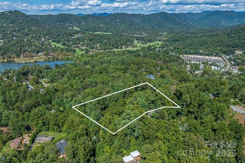 5 Horizon Hill Rd, Asheville, NC, 28804-2429 | Card Image