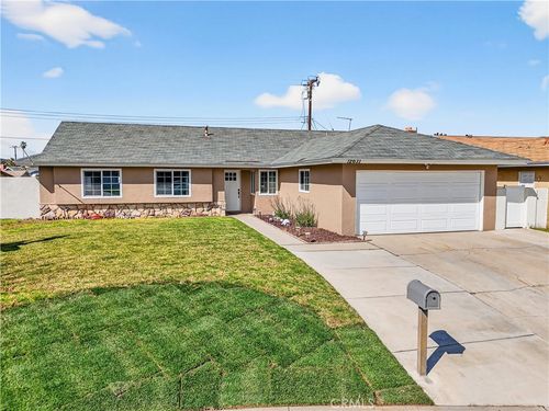 12671 Hollyglen, Riverside, CA, 92503 | Card Image