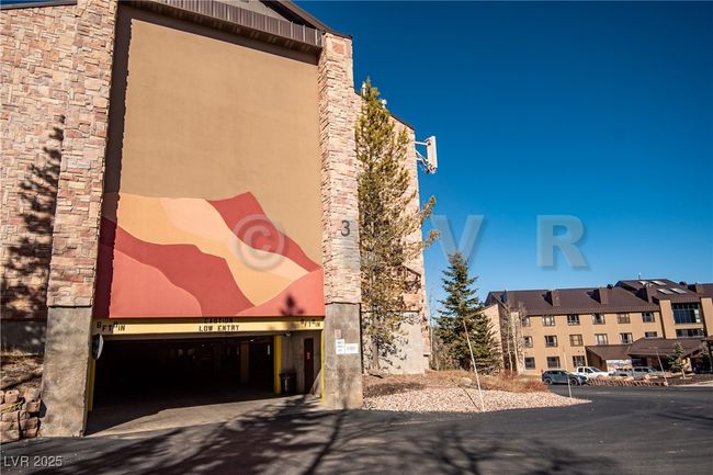 View of building exterior | Image 31