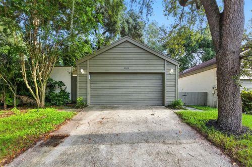 42a-4404 Oak Harbor Dr, TAMPA, FL, 33613-4903 | Card Image