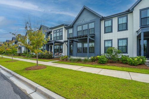 163 Pocket Bend Cir, Summerville, SC, 29486-5411 | Card Image
