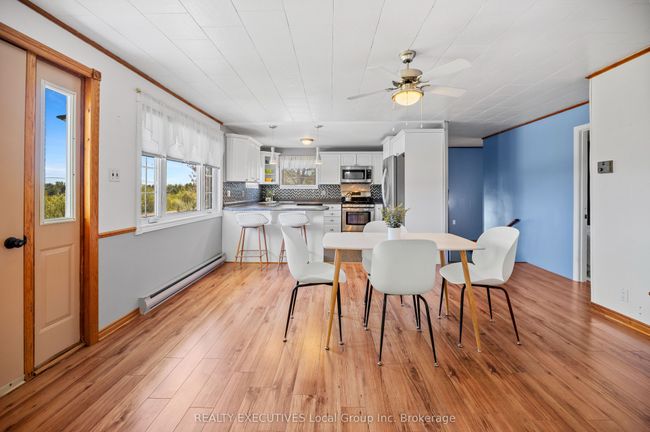 34 Ritchie Rd, House other with 3 bedrooms, 1 bathrooms and 6 parking in Cache Bay ON | Image 22