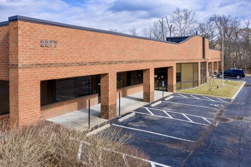 2277 Charleston Dr, Lexington, KY, 40505 | Card Image