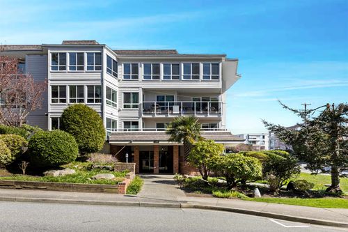 303-1322 Martin St, White Rock, BC, V4B3W5 | Card Image