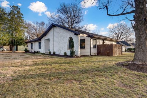 4094 S Eaton Ave, Springfield, MO, 65807-5313 | Card Image