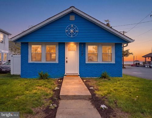 8329 Bayside Rd, Chesapeake Beach, MD, 20732-3308 | Card Image