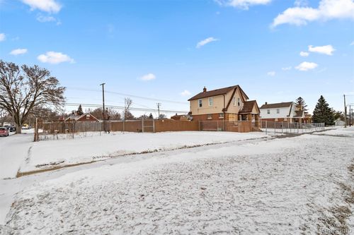 13417 E State Fair St, Detroit, MI, 48205-1717 | Card Image