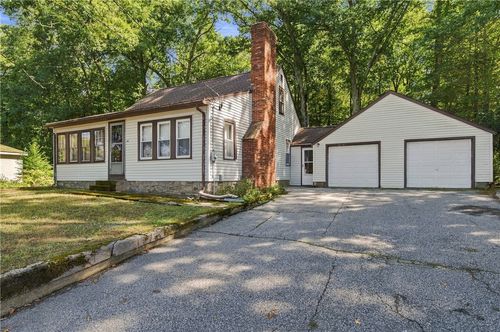 374 Reservoir Road, Burrillville, RI, 02859 | Card Image