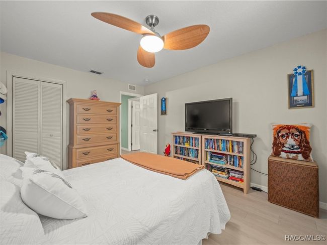 Bedroom 2 | Image 36