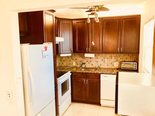 542 Mansfield M, Boca Raton, FL, 33434-4947 | Card Image