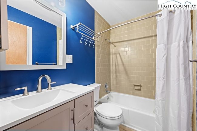 UNIT-44 - 1491 Sugar Mountain Dr, Condo with 3 bedrooms, 2 bathrooms and null parking in Sugar Mountain NC | Image 22