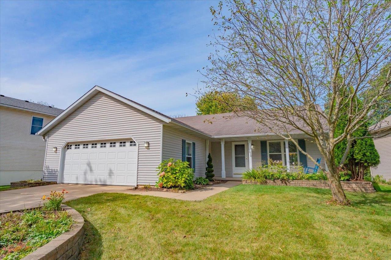 Cosgrove Dr, Madison, WI 53719