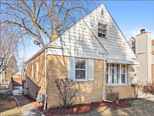 32 166th Pl, Calumet City, IL, 60409-6314 | Card Image