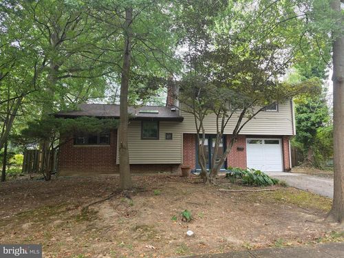 305 Radcliffe Dr, NEWARK, DE, 19711-3150 | Card Image