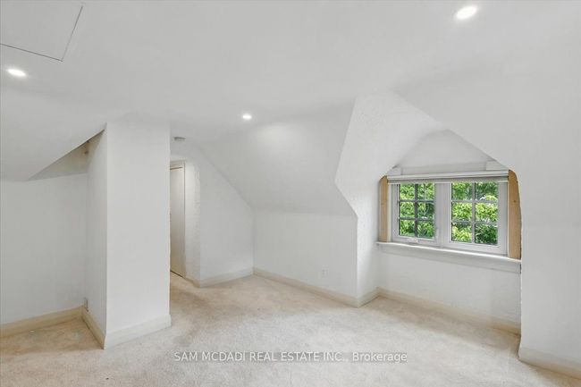 62 Maple Ave S, House other with 3 bedrooms, 3 bathrooms and 3 parking in Mississauga ON | Image 17